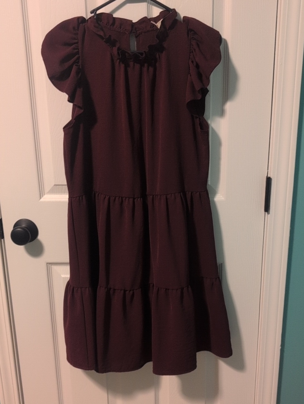 Women's s Tiered Ruffle Sleeve Dress By Entro - Burgundy